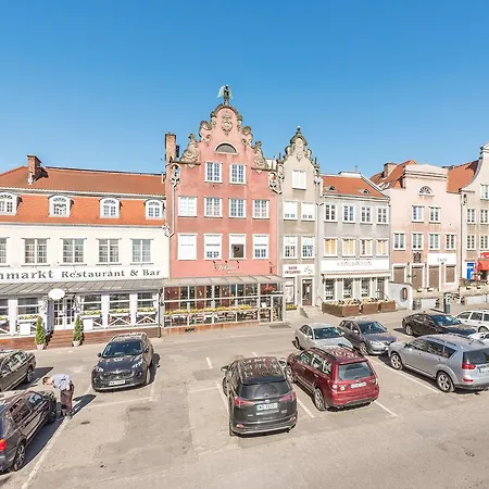 By The River - Old Town By Renters Gdansk