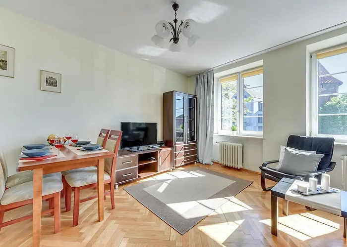 Apartman By The River - Old Town By Renters *