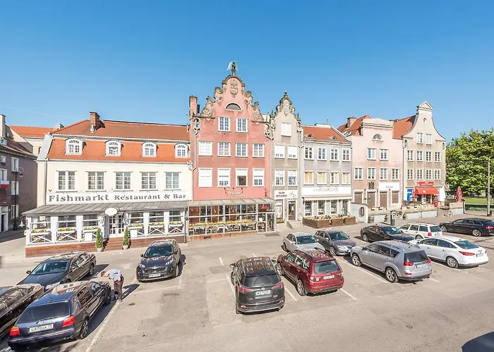 By The River - Old Town By Renters Gdańsk