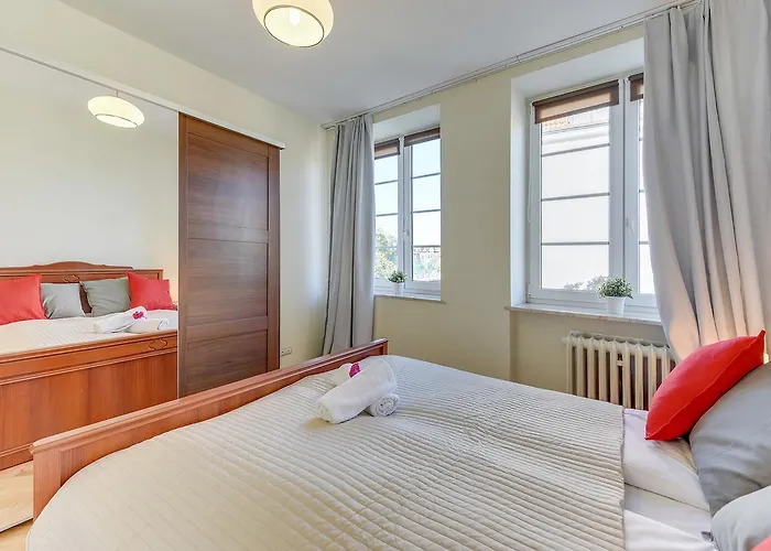 By The River - Old Town By Renters * Gdansk